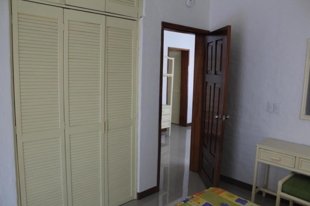 Hotel Manzanillo Pied A Terre Exterior foto