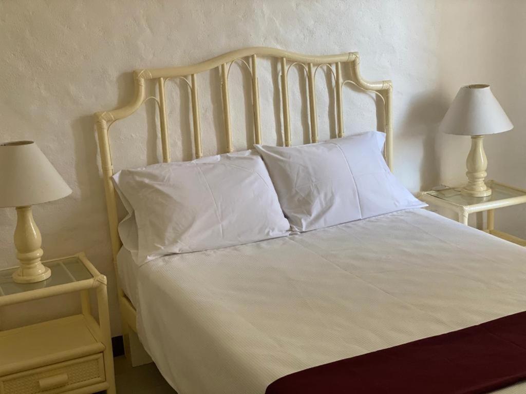 Hotel Manzanillo Pied A Terre Exterior foto